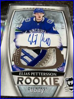 18-19 UD The Cup ELIAS PETTERSSON Rookie Patch Auto 99/99 RPA ARP Top Patch