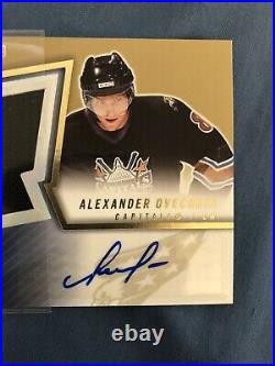 2005 SPX ROOKIE JERSEY Alexander Ovechkin RC Auto 499 RPA Rookie No Reserve