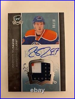 2017-18 UD THE CUP CONNOR McDAVID 2007-08 AUTO ROOKIE TRIBUTE PATCH 06/10 3CLR