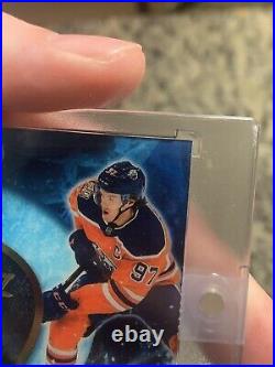 2018-19 Upper Deck Ice Connor McDavid Auto Gold Ink On-Card 5/5 Ultra Rare